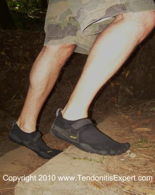 Day 3 - Tendonitis Expert's Review of His New Vibram Five Fingers